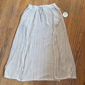 C&C California Crochet Knit Swim Cover-Up Maxi Skirt Womens Medium Beige Beach